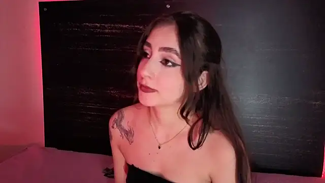 sharlot24 online show from November 25, 12:32 am