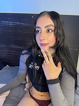 sharlot24 online show from April 12, 3:00 am