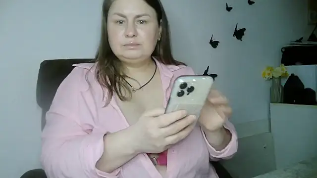 Snapshot of MartaXLove chatting on April 20, 1:36 pm MartaXLove online show from April 20, 1:36 pm