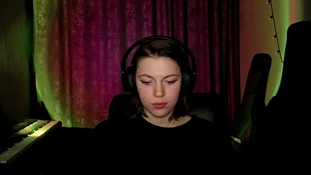 CutieAnny online show from March 11, 12:27 am