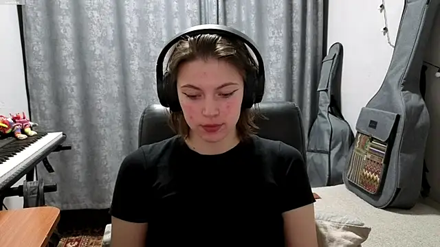 Snapshot of CutieAnny chatting on May 10, 8:14 pm CutieAnny online show from May 10, 8:14 pm