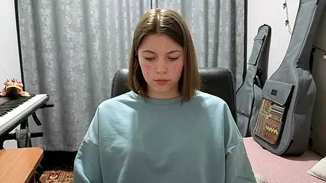 Snapshot of CutieAnny chatting on May 23, 9:08 pm CutieAnny online show from May 23, 9:08 pm