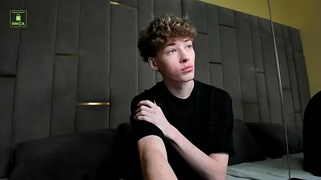 Snapshot of Kevin_Garsia chatting on September 25, 8:34 pm Kevin Garsia online show from September 25, 8:34 pm