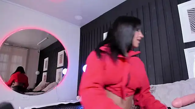 Manelyk evanss  online show from March 20, 6:57 pm