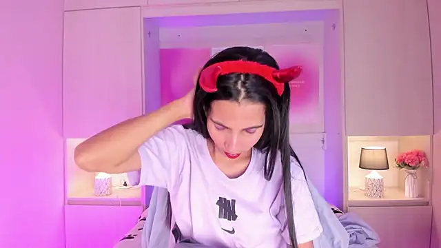 LexxaQueen online show from January 9, 4:04 am