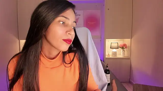 LexxaQueen online show from February 7, 4:05 am