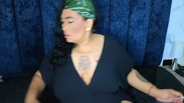 yunkeyc online show from February 20, 1:35 am