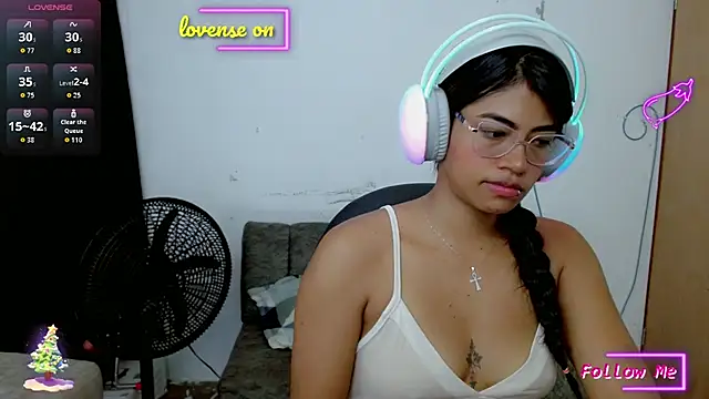 Dulce2415 online show from March 9, 3:54 am