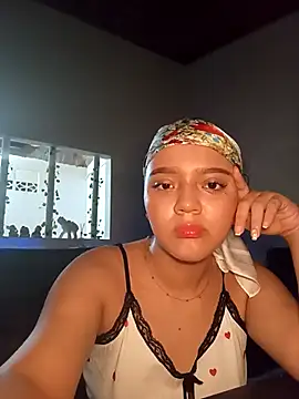 Snapshot of tony_and_katy chatting on January 6, 12:31 pm tony and katy online show from January 6, 12:31 pm