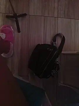 Snapshot of tony_and_katy chatting on February 5, 12:54 pm tony and katy online show from February 5, 12:54 pm