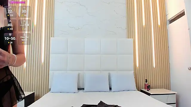  mia foxx online show from October 3, 7:55 pm