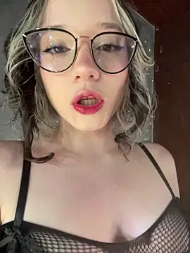 sukubo   online show from February 5, 10:14 pm