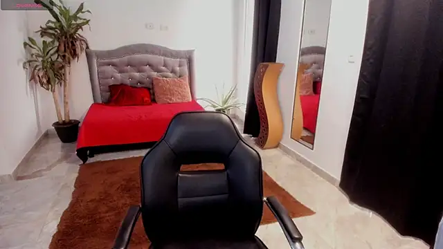 fox valerie online show from April 15, 3:08 pm