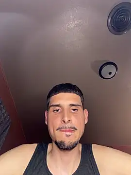 crazyblaze002 online show from April 8, 2:33 am