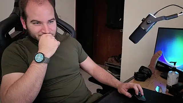 Snapshot of Paul00474 chatting on November 9, 12:53 am Paul00474 online show from November 9, 12:53 am