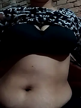 Snapshot of Cute_Pagli chatting on November 14, 2:27 pm Cute Pagli online show from November 14, 2:27 pm