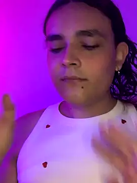 La-Gatatrans online show from October 6, 12:02 pm