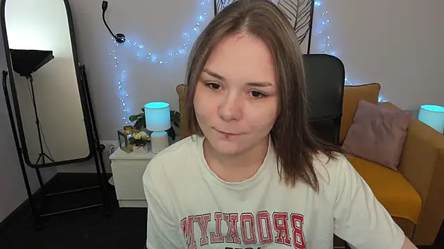 Sophi gi online show from September 14, 3:05 am