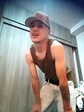 DebutingPathway online show from November 7, 5:46 pm