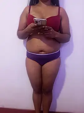Shaniliyon95 online show from May 6, 4:56 pm