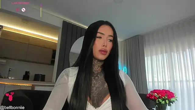 Snapshot of belllbonniie chatting on July 13, 11:18 pm belllbonniie online show from July 13, 11:18 pm