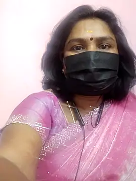 Snapshot of Tamil_Azhaghi25 chatting on June 6, 5:28 pm Tamil Azhaghi25 online show from June 6, 5:28 pm