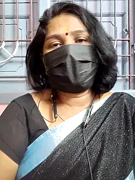 Snapshot of Tamil_Azhaghi25 chatting on June 22, 6:16 pm Tamil Azhaghi25 online show from June 22, 6:16 pm