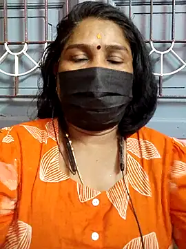 Snapshot of Tamil_Azhaghi25 chatting on June 27, 2:55 pm Tamil Azhaghi25 online show from June 27, 2:55 pm