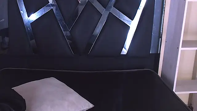 aston xvera online show from January 10, 2:08 pm