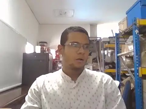 Snapshot of jayden_cooper1 chatting on October 2, 3:08 pm jayden cooper1 online show from October 2, 3:08 pm