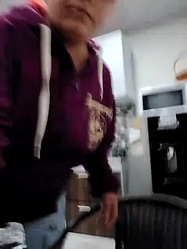 cherry canndy  online show from October 2, 10:55 am