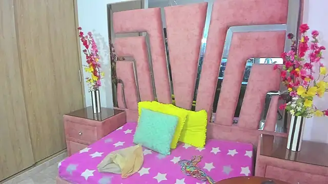 MaraKarly online show from January 19, 1:15 pm