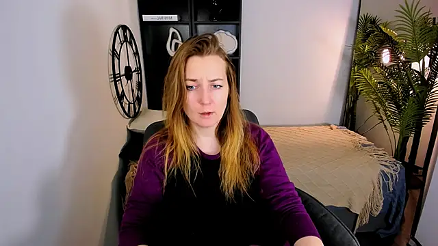 MeggySun online show from January 16, 12:09 pm