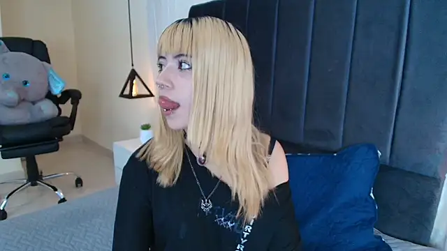 IvyBelle  online show from January 14, 11:27 am