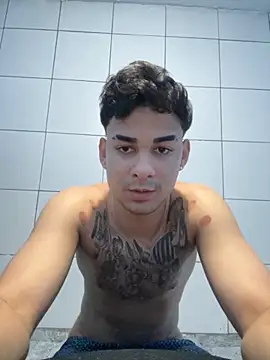 Snapshot of condenovin chatting on November 1, 11:07 pm condenovin online show from November 1, 11:07 pm