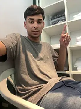 Snapshot of condenovin chatting on November 14, 5:11 pm condenovin online show from November 14, 5:11 pm