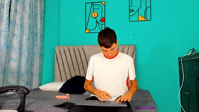 Maikol Ortiz online show from March 10, 12:32 pm