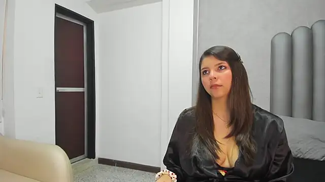 Charlotte-Star online show from November 19, 9:04 pm