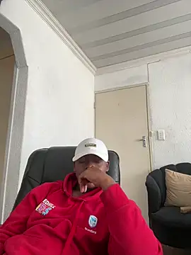 Snapshot of DaddyMyles chatting on May 25, 11:49 am DaddyMyles online show from May 25, 11:49 am