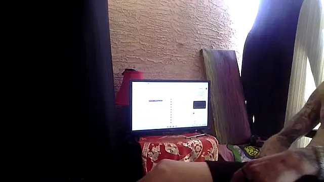 Snapshot of WWGD69 chatting on May 23, 9:52 pm WWGD69 online show from May 23, 9:52 pm