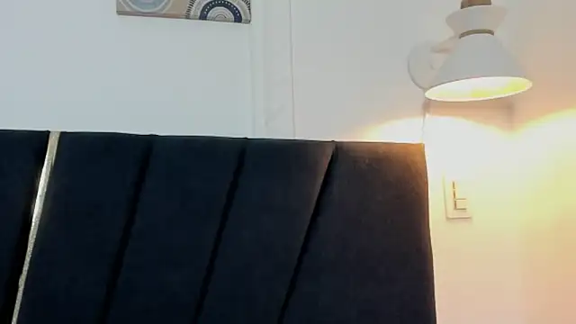 Snapshot of zeusapollofuck chatting on September 24, 8:12 pm zeusapollofuck online show from September 24, 8:12 pm