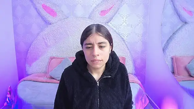 Snapshot of Gaby_louse chatting on April 20, 7:37 pm Gaby louse online show from April 20, 7:37 pm