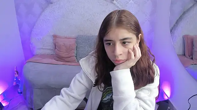 Snapshot of Gaby_louse chatting on May 14, 7:20 pm Gaby louse online show from May 14, 7:20 pm