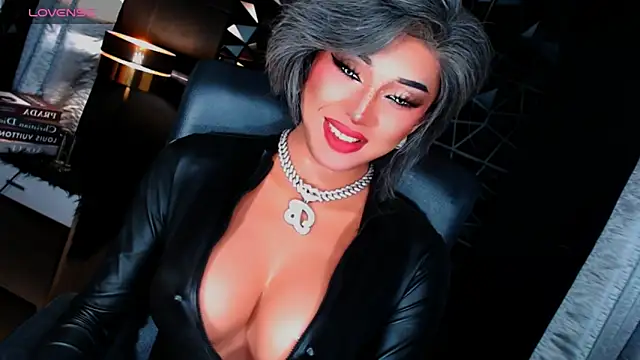 xUrGoddess Bellax online show from October 9, 6:55 am