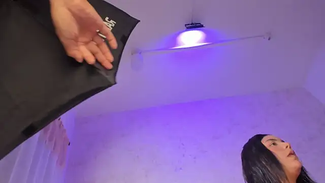 Mia and lexy online show from March 29, 3:06 am