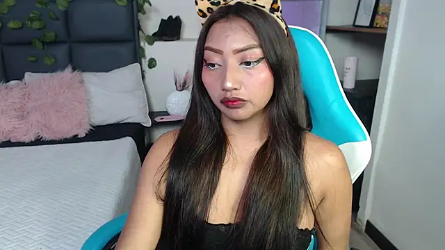 Isabella Diamon online show from January 9, 2:36 am