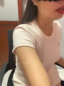 Snapshot of Thu_yaha chatting on July 2, 4:51 am Thu yaha online show from July 2, 4:51 am