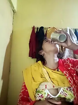 Snapshot of Jaya_Iyer chatting on February 2, 2:54 am Jaya Iyer online show from February 2, 2:54 am