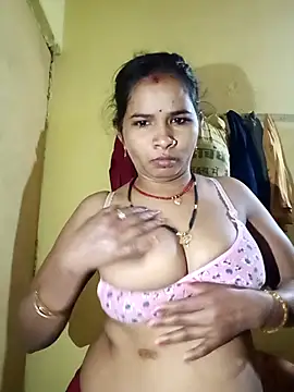 Snapshot of Jaya_Iyer chatting on February 8, 4:27 am Jaya Iyer online show from February 8, 4:27 am