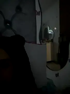 EmilyCoy  online show from October 30, 5:13 pm